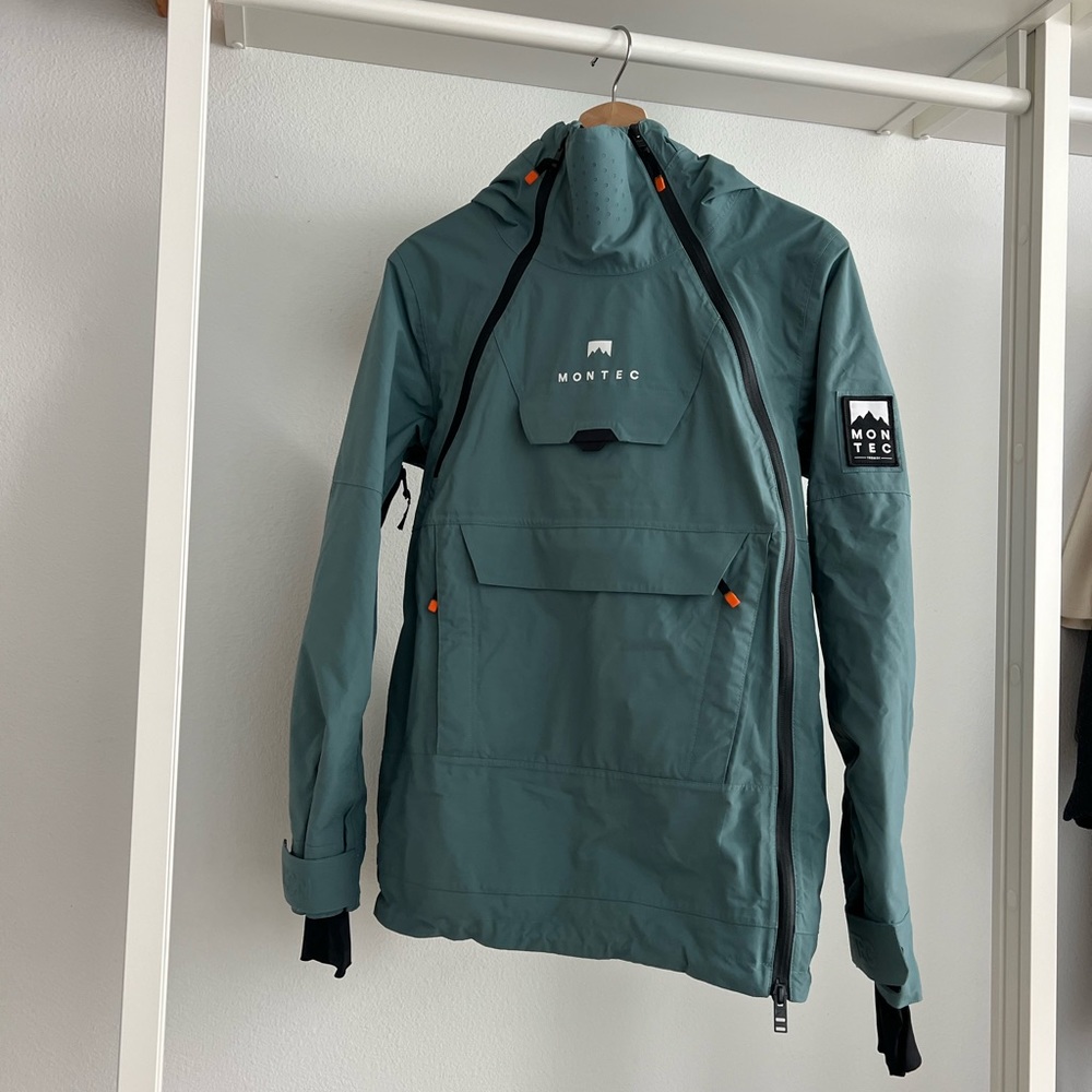 Montec insulated Doom jacket size small